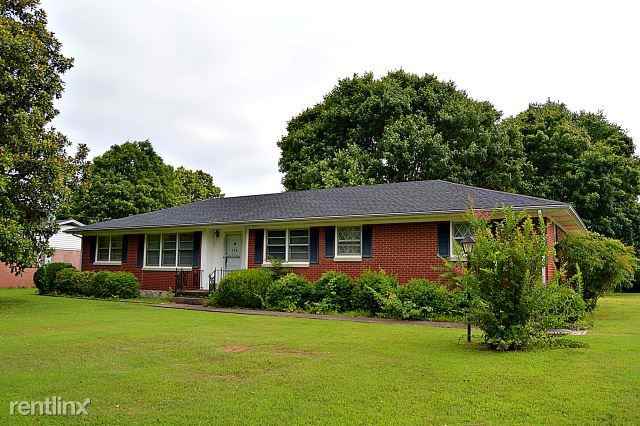 708 Cave Mill Rd, Bowling Green, KY 42104 3 Bedroom House ...