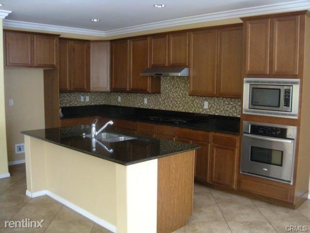 5074 Brookside Ave - Photo 2 of 10