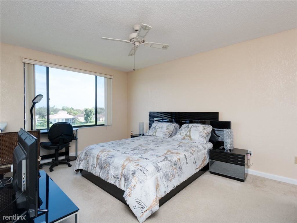 9783 N Belfort Cir - Photo 3 of 10