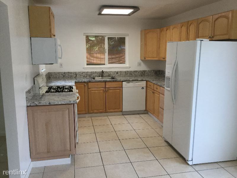 15026 Downing Oak Ct A - Photo 3 of 22