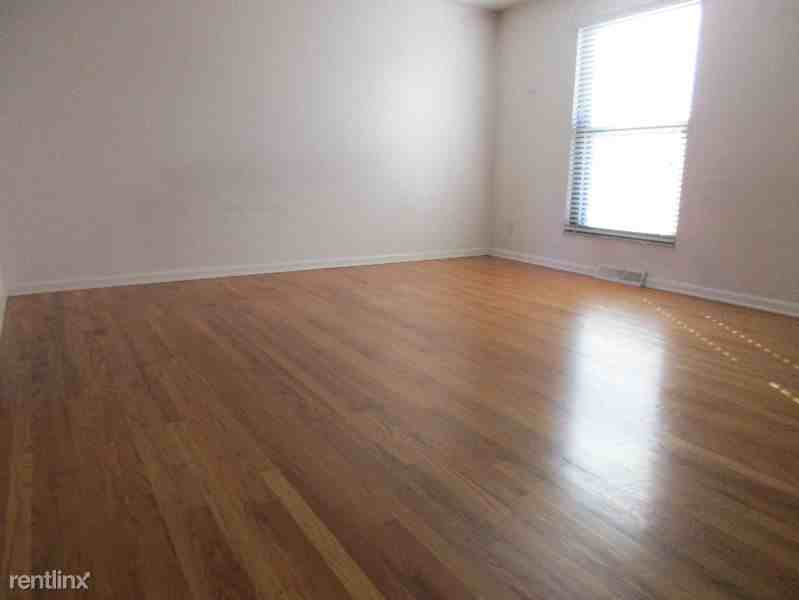 1844 Willoway Circle S - Photo 3 of 6