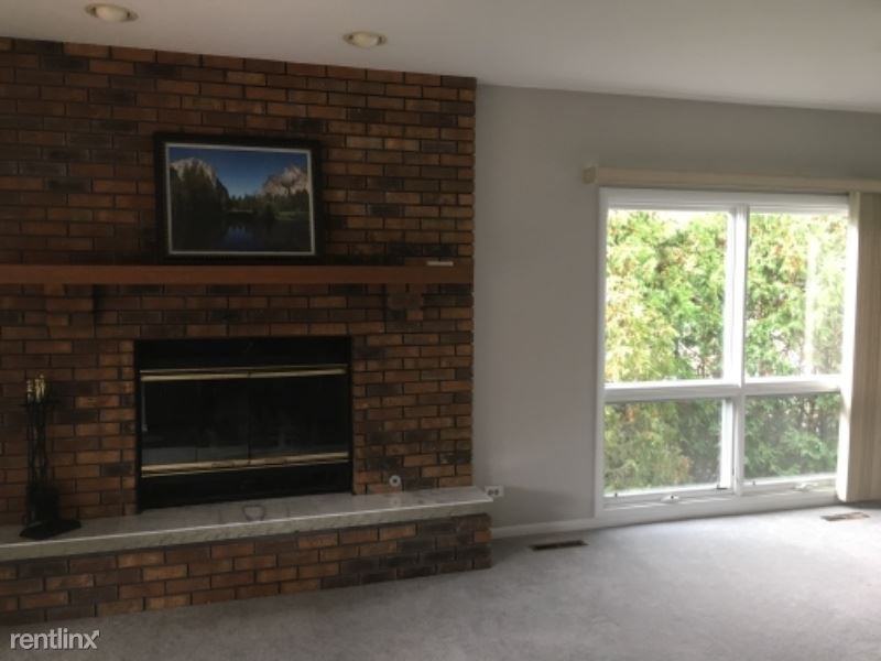 1110 Bay Rd. A - Photo 2 of 11