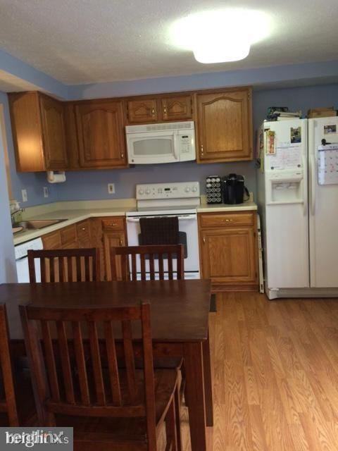 8970 Chesapeake Lighthouse Dr - Photo 2 of 19