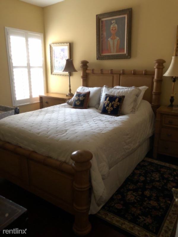 4750 Yacht Harbor Dr #723 - Photo 2 of 5