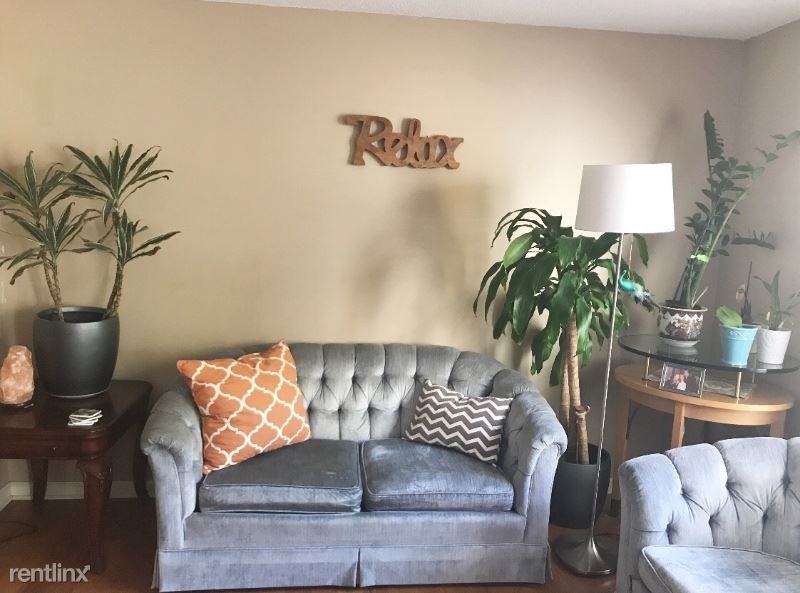 6 Spring Court C - Photo 2 of 20