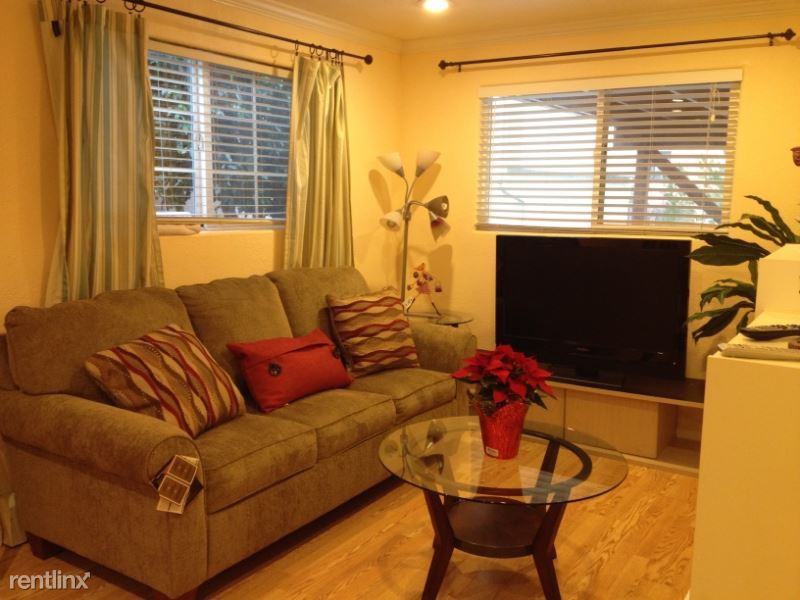 499 Drake Ave A - Photo 2 of 16