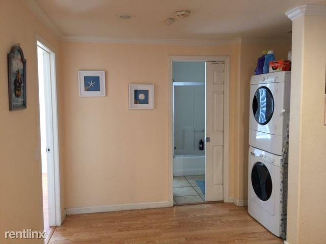 499 Drake Ave A - Photo 3 of 16