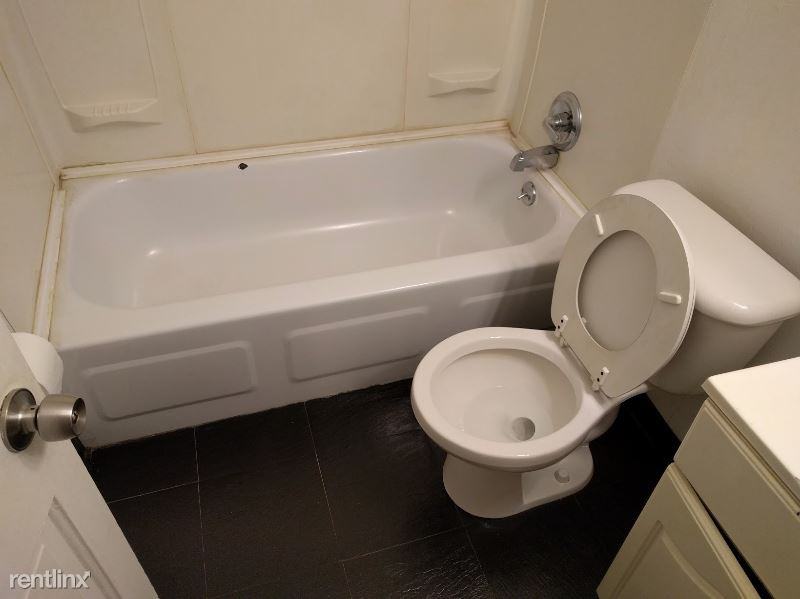 440 South Avenue 1 - Photo 3 of 3