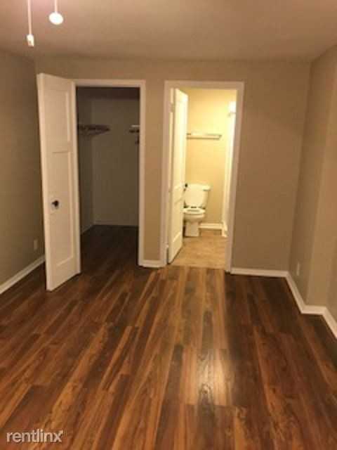 171 N Main St - Photo 2 of 11