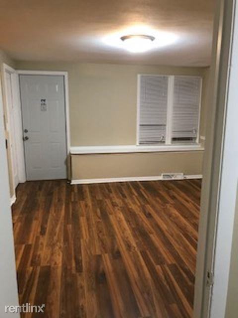 171 N Main St - Photo 3 of 11