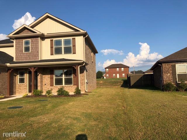 222 Maggie Mance Ln - Photo 2 of 14