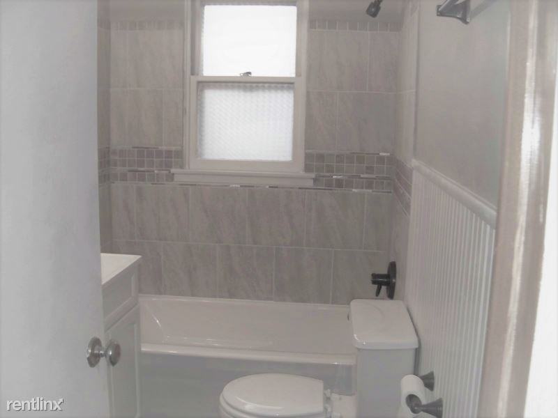 805 N Williams Ave - Photo 3 of 8