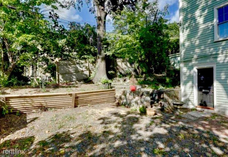 11 Cady St 2 - Photo 3 of 20