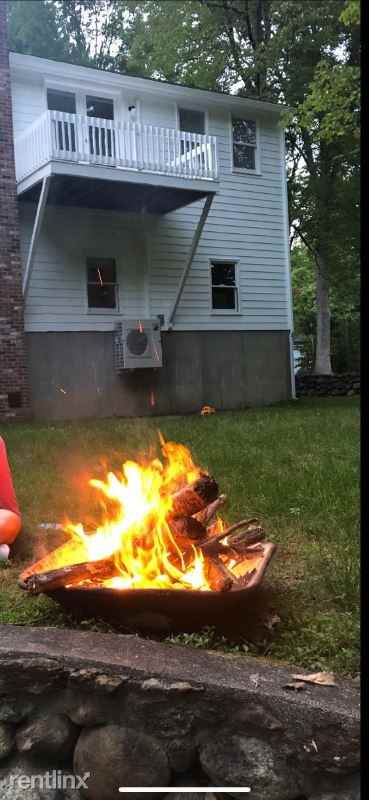 91 Robinson Rd - Photo 2 of 2