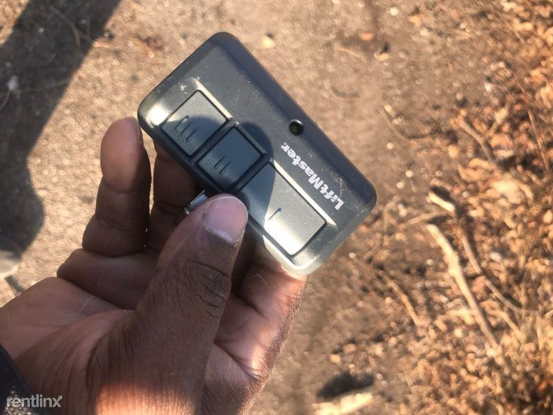 14612 S Shepard Drive - Photo 3 of 9