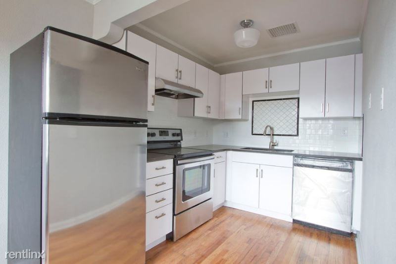 970 Pennsylvania St A3 - Photo 2 of 28