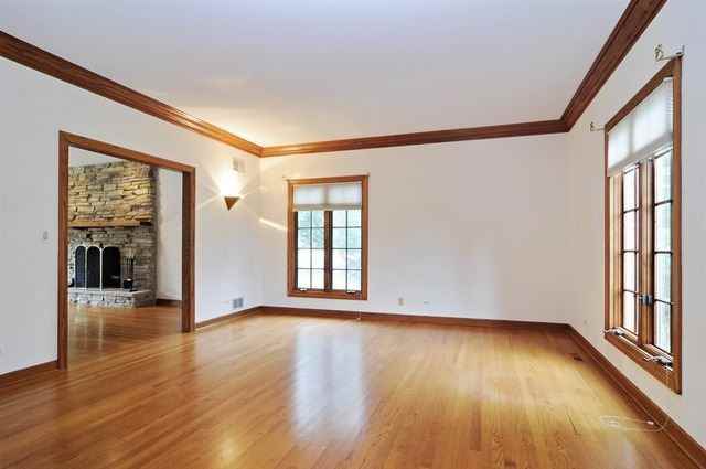 36 St John Dr - Photo 3 of 14