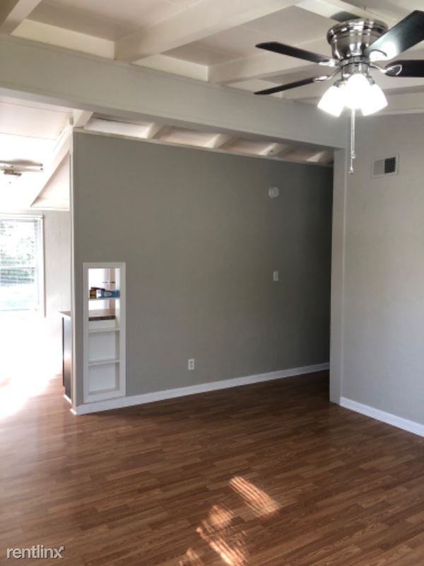 1549 Jacana Dr - Photo 3 of 9