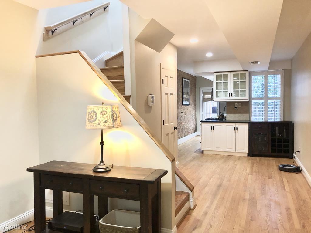 2321 17th St Nw - Photo 3 of 25