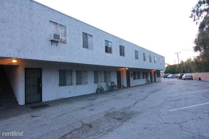 6025 Ernest Ave 6 - Photo 2 of 14