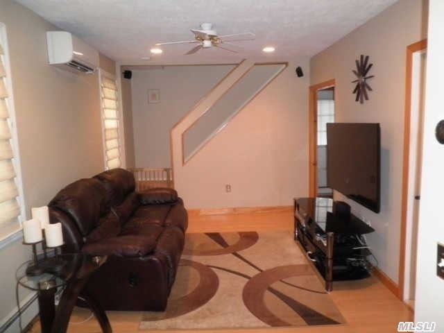 11 Valleywood Dr - Photo 3 of 12