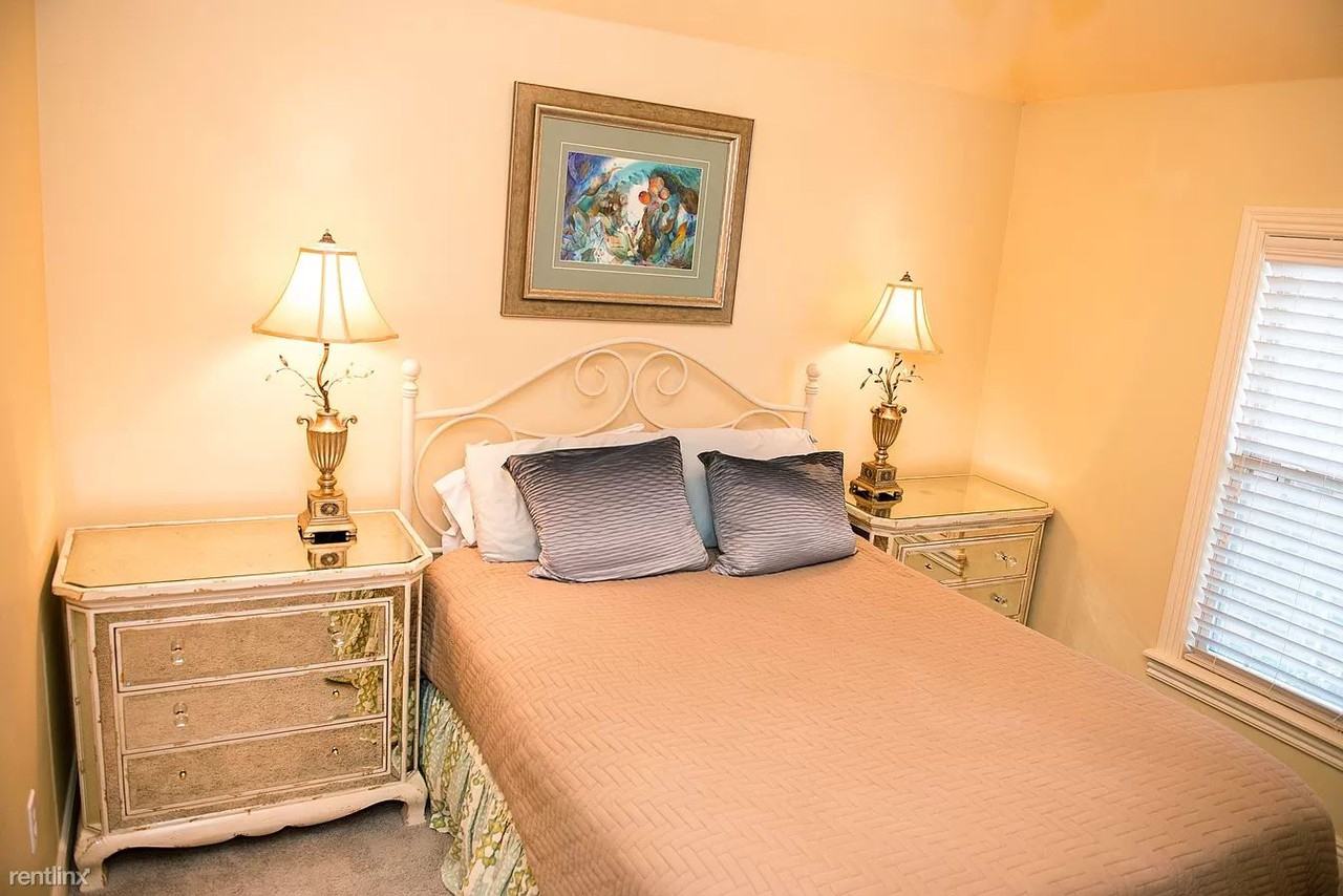 632 N Mulligan Dr - Photo 2 of 10