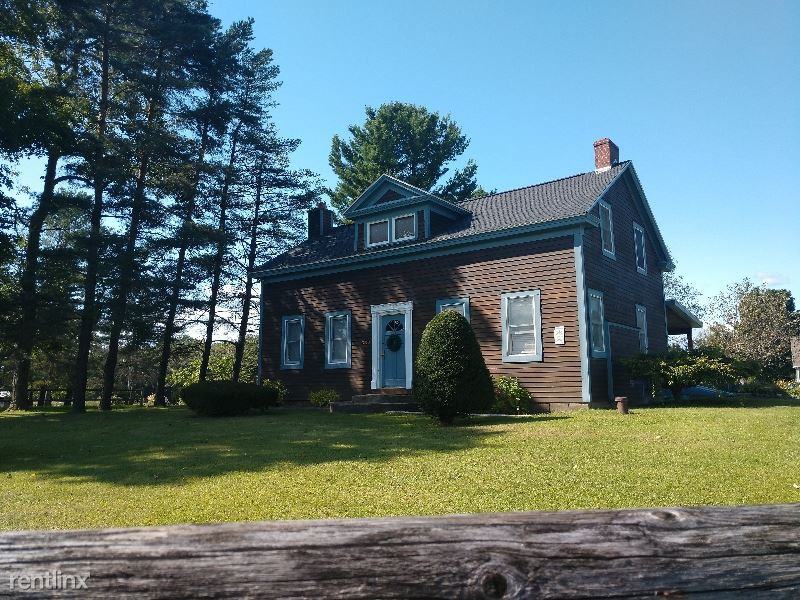 330 Round Lake Road - Photo 2 of 19