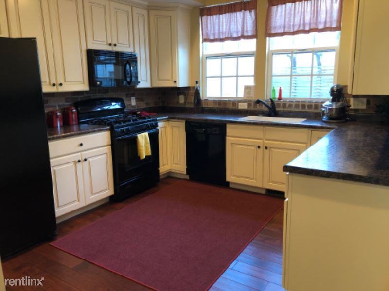 10389 S Rubicon Rd - Photo 3 of 21