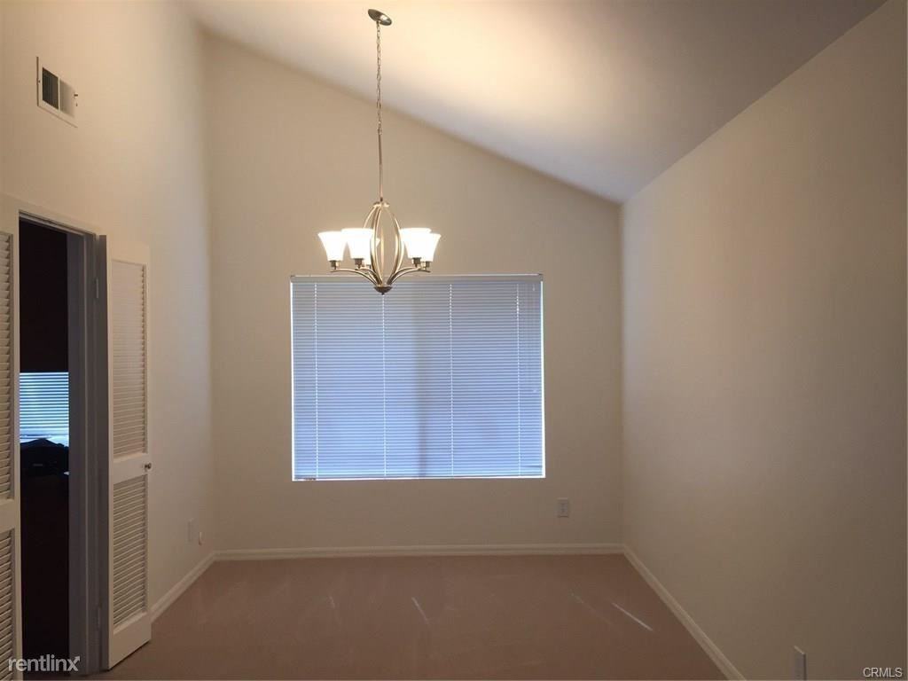 2126 Deer Springs Ln - Photo 2 of 5