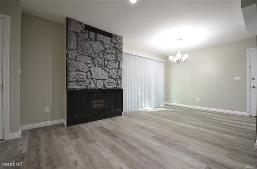 80 S Sunnyslope Ave #201 - Photo 3 of 10