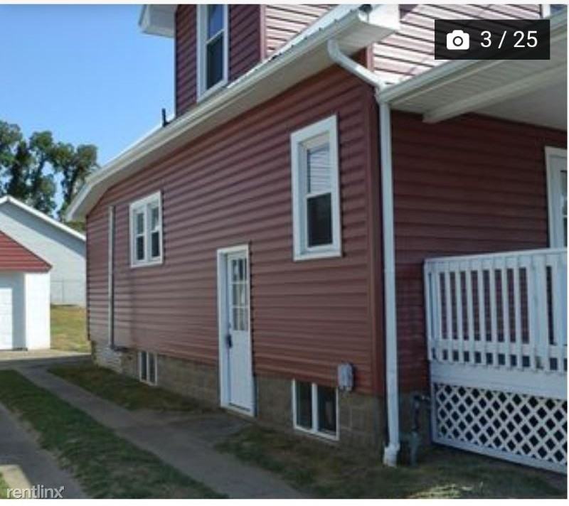 1003 28th St - Photo 2 of 9