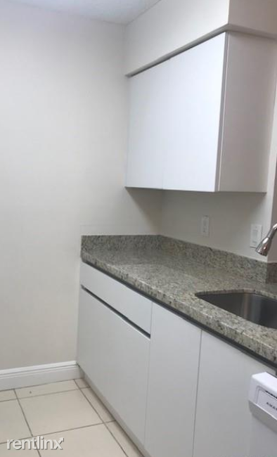 10477 Nw 7th St - Photo 2 of 10