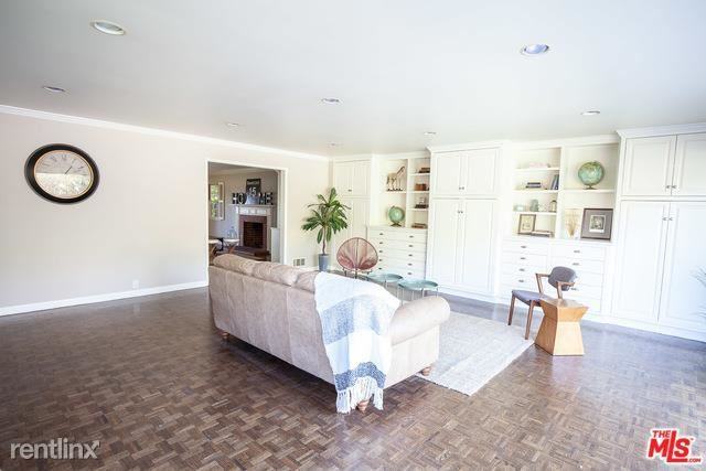 3521 San Pasqual St - Photo 3 of 10