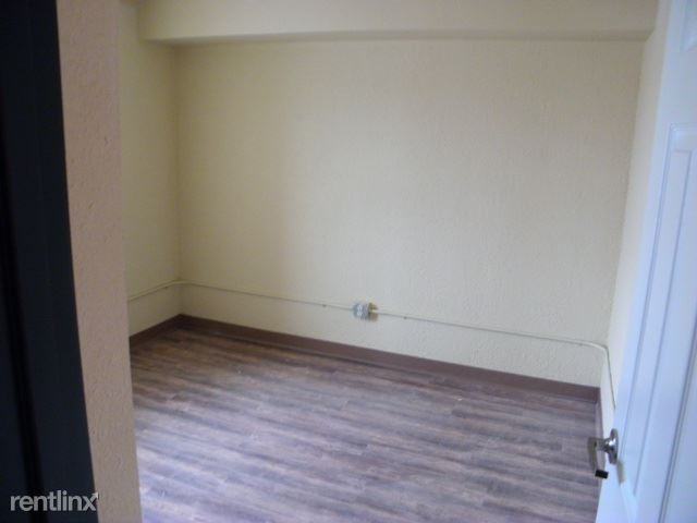 3713 E Ross Parkway 200 - Photo 3 of 6