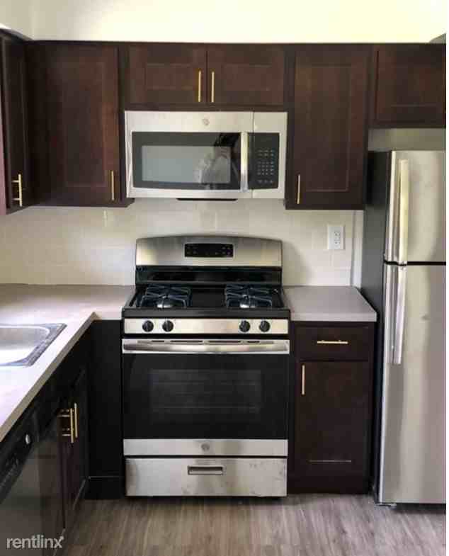 320 West Branch Ave 2 - Photo 3 of 13