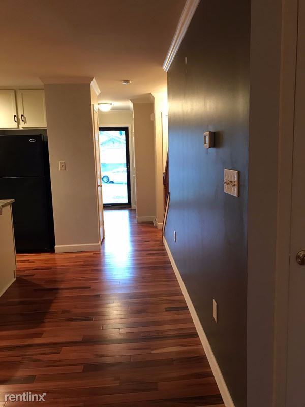 788 Sylvan Rd - Photo 3 of 24