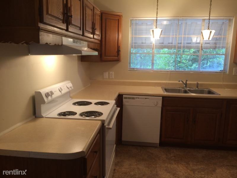 2557 Wheeless Rd - Photo 3 of 7