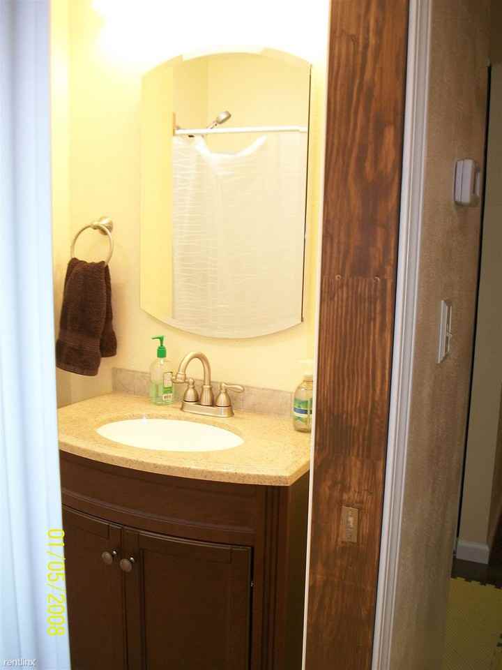 201 Kody Dr - Photo 3 of 11