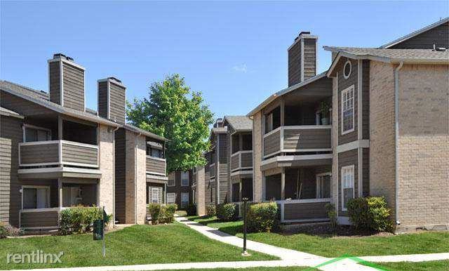 3200 Timber View Dr, - Photo 3 of 12