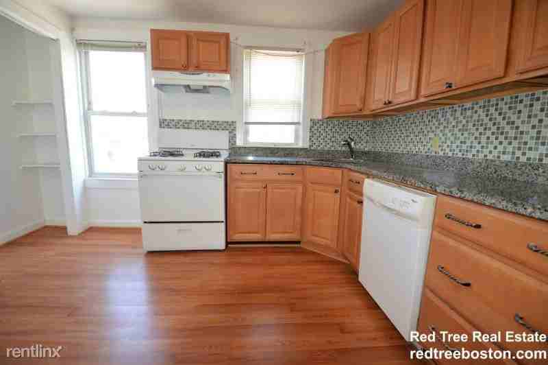 803 Boylston St 2 - Photo 3 of 10