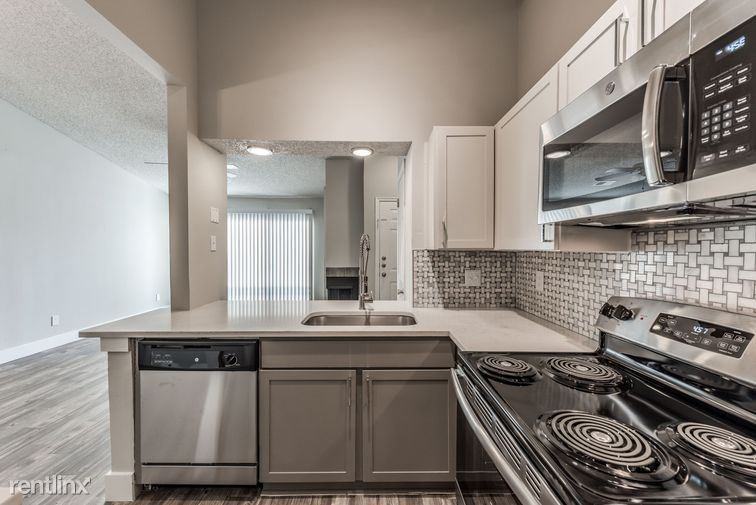 The Woodlands A15 Apartments in Grogan's Mill, The Woodlands, TX 77380