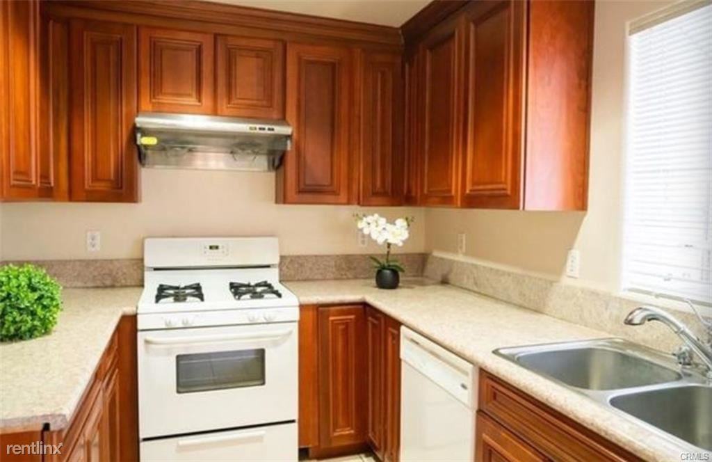 1309 Stevens Ave #B - Photo 3 of 8