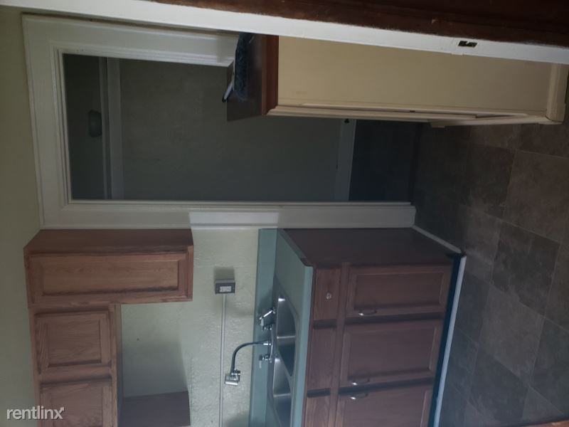 231 Bradford St 1 - Photo 2 of 5