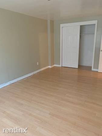 9 Strong St 1 - Photo 2 of 8