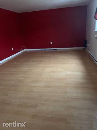 9 Strong St 1 - Photo 3 of 8