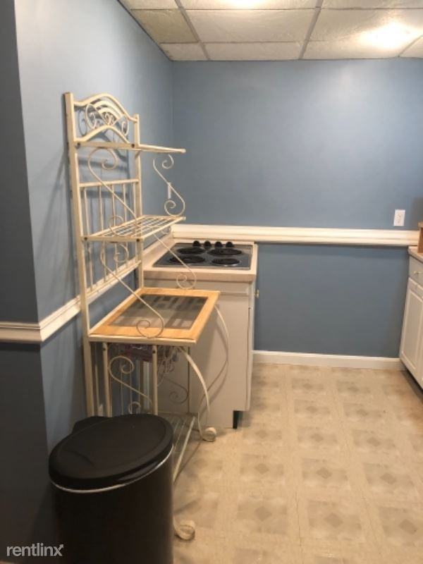 14 Huckins Dr - Photo 3 of 6