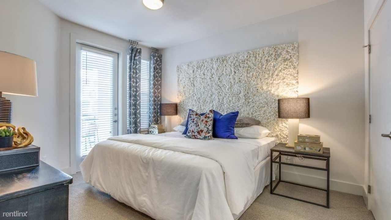 14745 Babcock Rd - Photo 3 of 6