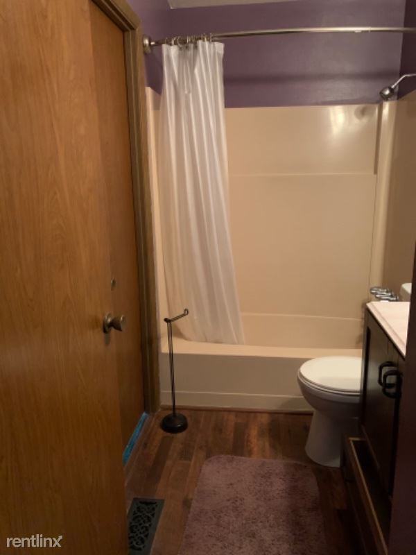 7015 Wayles Dr - Photo 2 of 19