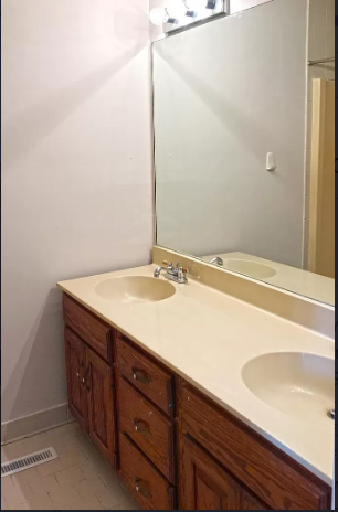 516 Foundry Drive - Photo 2 of 12