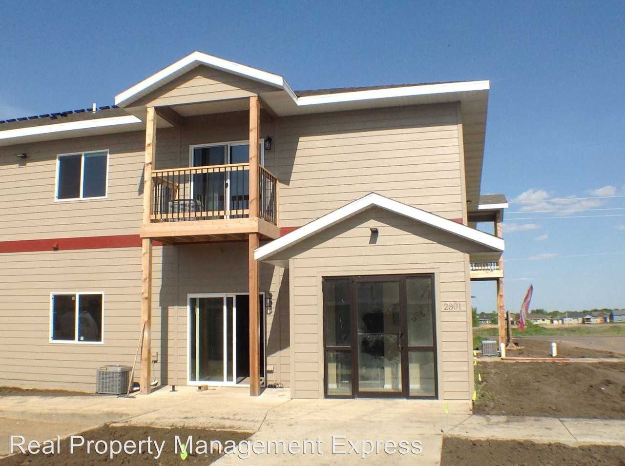 2301 S Ellis Road - Photo 2 of 13